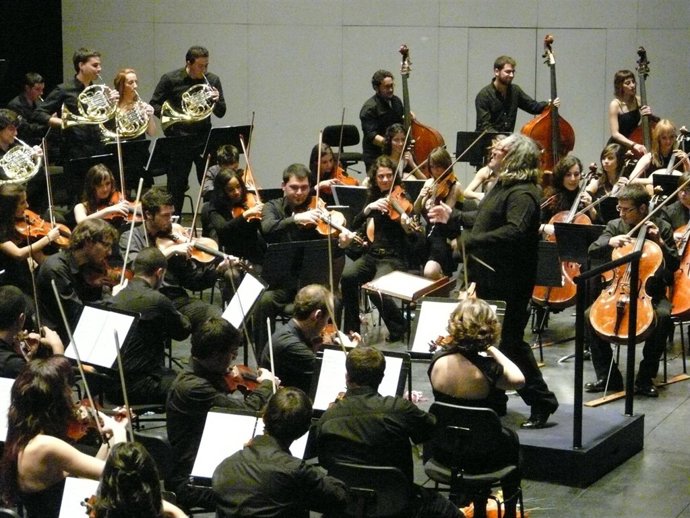 Orquesta De Extremadura