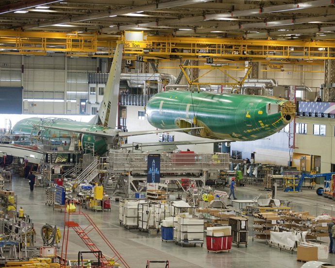 Ensamblaje En Una Factoría De Boeing