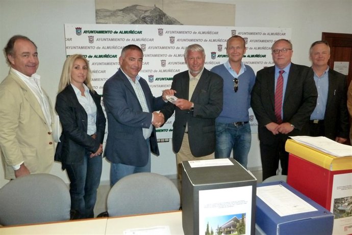 Licencia De Obras Bahia Fenicia