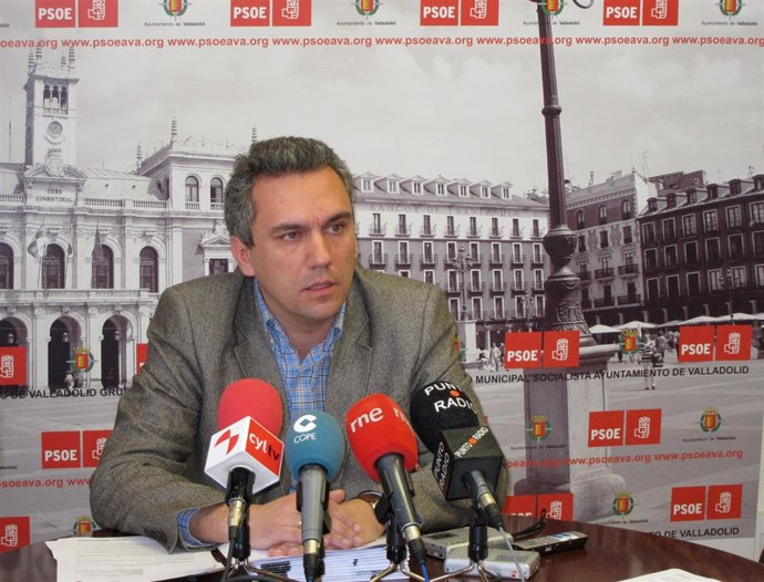 El Concejal Del PSOE En El Ayuntamiento De Valladolid, Javier Izquierdo