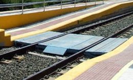 Adif Mejora La Seguridad De Un Paso En Callosa De Segura (Alicante)