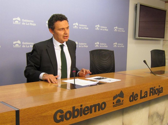 Conrado Escobar, Consejero De Administraciones Públicas Y Política Local