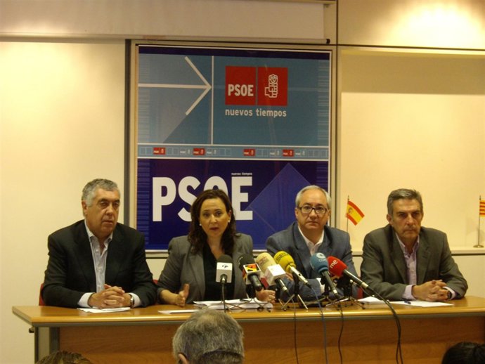 Arrufat Y Pérez En La Rueda De Prensa