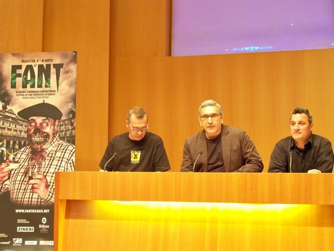 Octavio González, Justo Ezenarro Y Julen Azpitarte