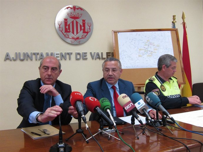 Novo Y Domínguez En La Rueda De Prensa Sobre El Dispostivo Para La Copa Del Rey