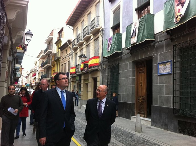 El Consejero De Obras Públicas Y Ordenación Del Territorio En Cieza