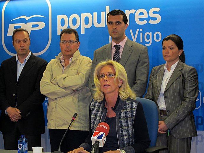 Los Candidatos Del PP Del Área De Vigo Con Corina Porro Al Frente.