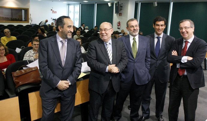 Sota Antes De Intervenir En El Acto