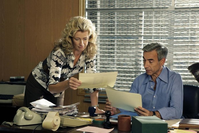 'Cuéntame Cómo Pasó': Antonio Y Mercedes, A Punto De Vender La Impr