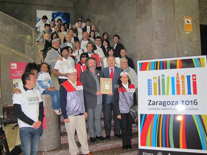 Entrega Dossier Zaragoza 2016 En Delegación Gobierno