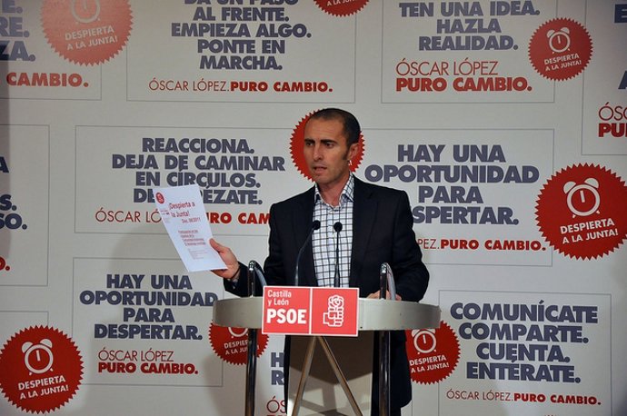 El Secretario De Política Económica Del PSCL, Julio López