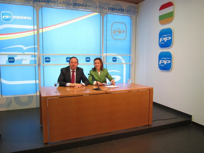 Pedro Sanz Y Cuca Gamarra, Presidente Del PP Y Portavoz PP Ayuntamiento 