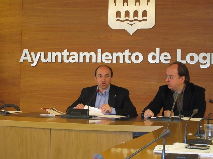 Urquía Y Navajas Dan Cuenta De La Junta De Gobierno