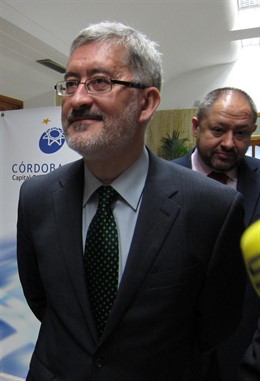 El Consejero De Economía, Innovación Y Ciencia, Antonio Ávila