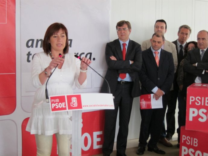 Armengol presenta el manifiesto electoral.