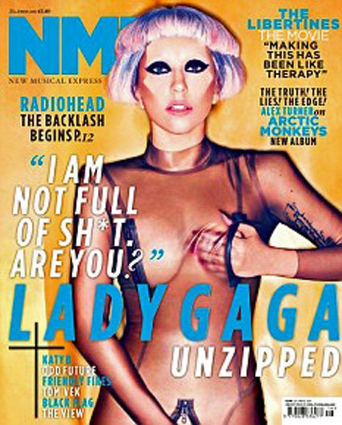 Lady Gaga Posando En La Portada De La Revista NME