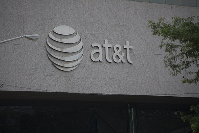 At&T Logo Por Todd Kravos CC Flickr 