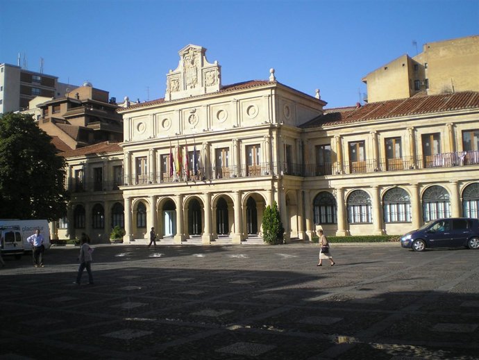 Plaza de San Marcelo en León al atardecer