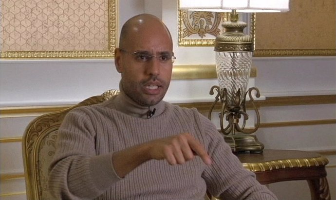 El hijo de Gadafi en una entrevista en televisión