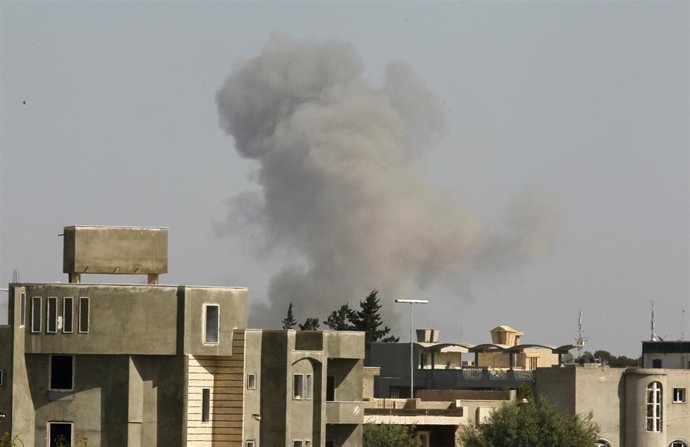 Bombardeos En Libia