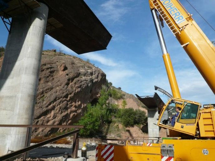 Construcción Del Puente