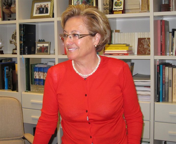 La Candidata Socialista A La Alcaldía De Huelva, Petronila Guerrero. 