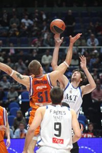 Baloncesto.- Molin: "Nos hemos quitado la mochila, pero es un episodio, el Madrid tiene la obligación de estar arriba"