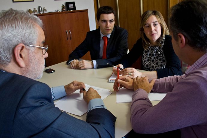 Reunión Gómez de Diego con comerciantes 