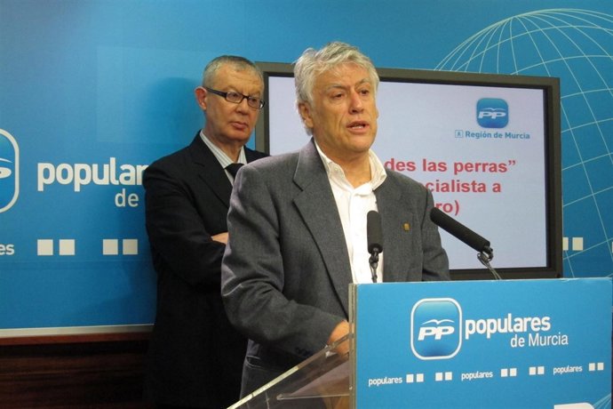 Juan Guillamón (En Primer Término) Y José Antonio Ruiz Vivo