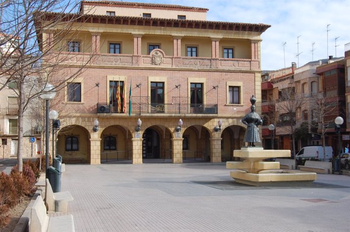 Sede Del Ayuntamiento De Fraga (Huesca)
