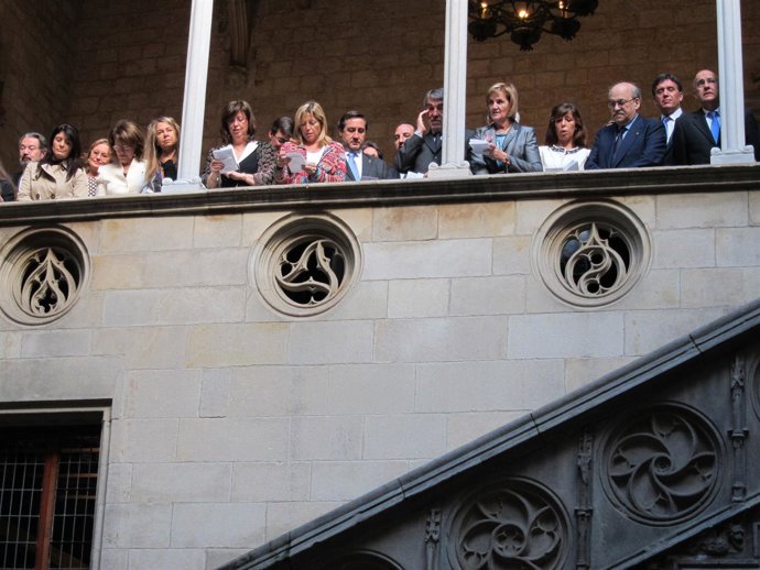 Consellers En El Acto Litúrgico De La Generalitat