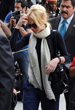 Lindsay Lohan Entra A La Cárcel