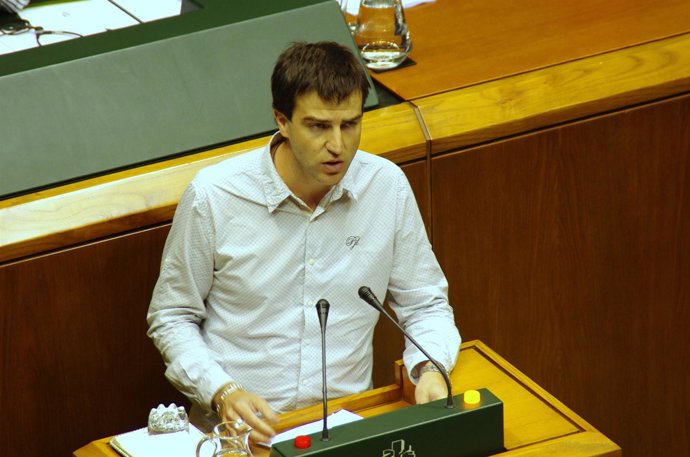 el parlamentario vasco de UPyD, Gorka Maneiro