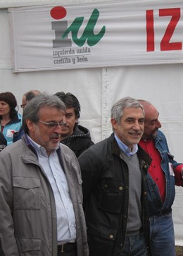 Gaspar Lamazares (D), Con José María González En Villalar. 