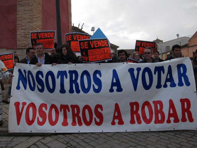 Los Manifestantes Del Canal De Castilla