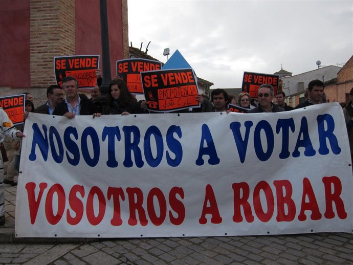 Los Manifestantes Del Canal De Castilla