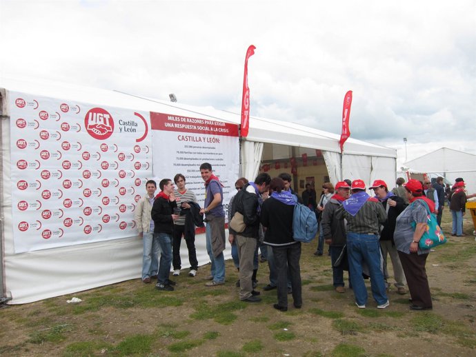 Carpa Del Sindicato UGT Instalada En Villalar.