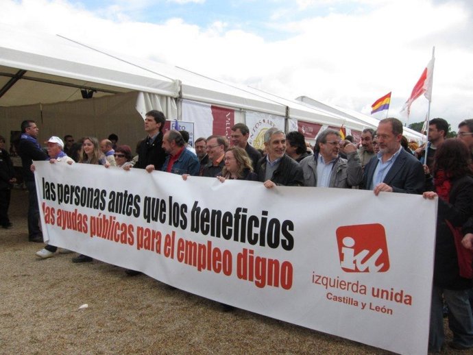 Los Responsables De IU Por La Campa De Villalar
