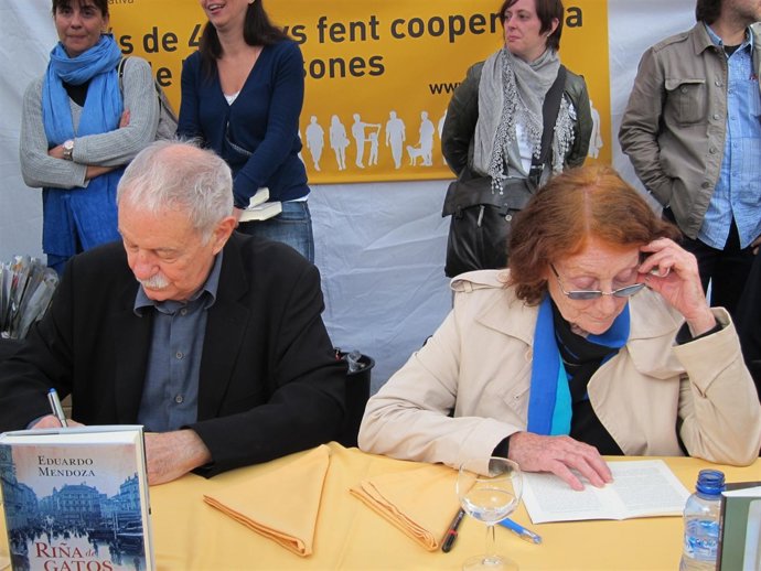 Eduardo Mendoza Y Rosa Regás