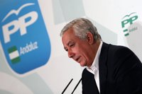 Arenas: "La Junta huye de que las cabezas de Chaves y Griñán estén en una mesa judicial"