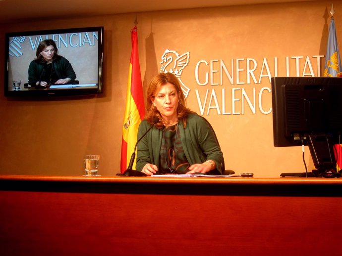 Sánchez de León en una rueda de prensa