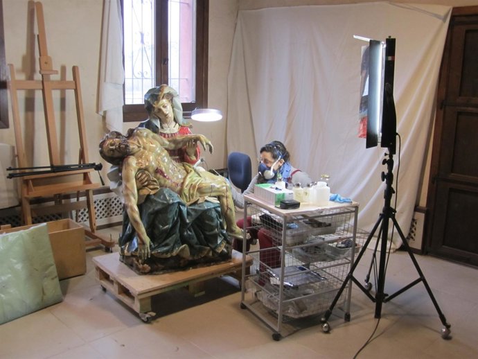 Una De Las Tallas De Daroca Restauradas