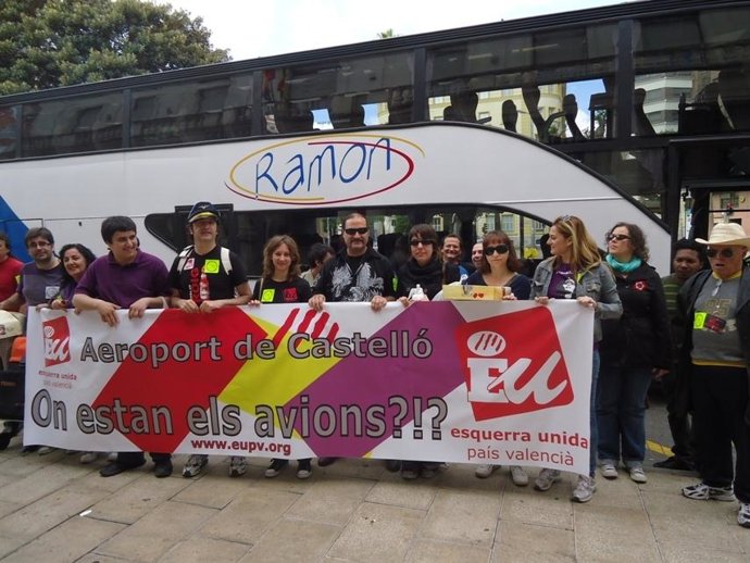 EUPV Intenta Asistir A La Fiesta En El Aeropuerto De Castellón