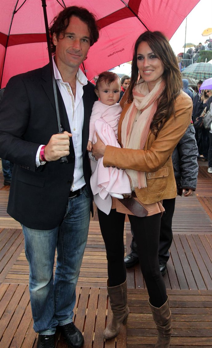 Carlos Moyá, Carolina Cerezuela Y Su Hija