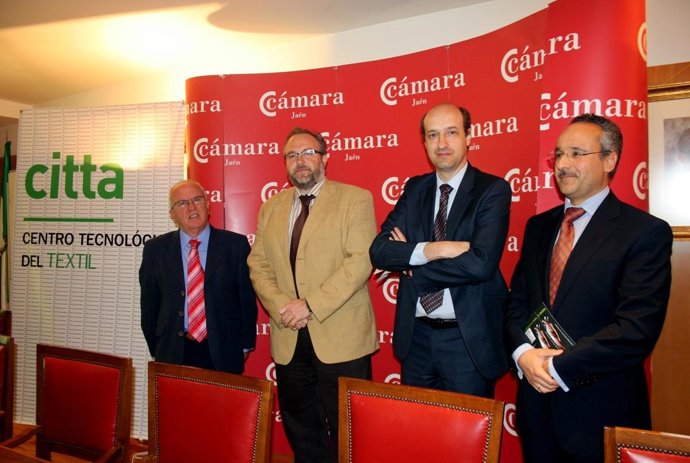 Citta Presenta La Exposición Futurotextiles En Jaén