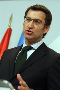 Feijóo avisa de que "no es el PP" el que "inhabilita" al candidato del BNG en Arzúa (A Coruña) sino "un juez"