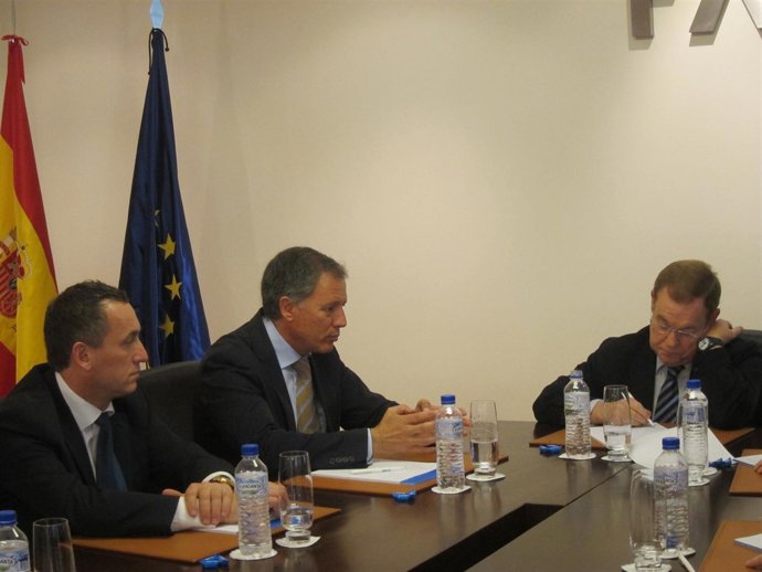 Juan Morales, Reunido En FADE