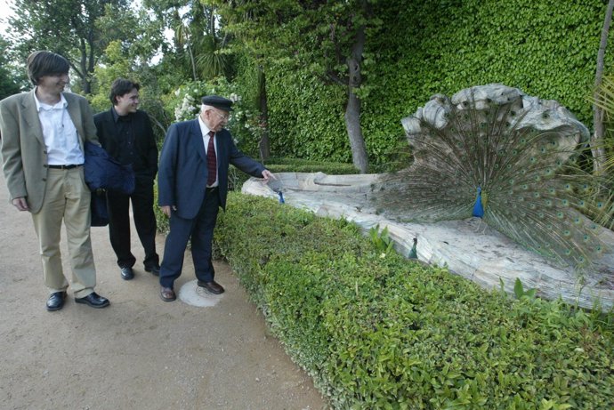 El Poeta Gonzalo Rojas En El FIP 2004