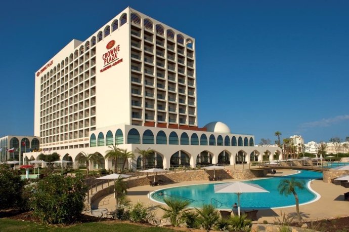 Hotel Crowe Plaza En El Algarve Por Europa Press