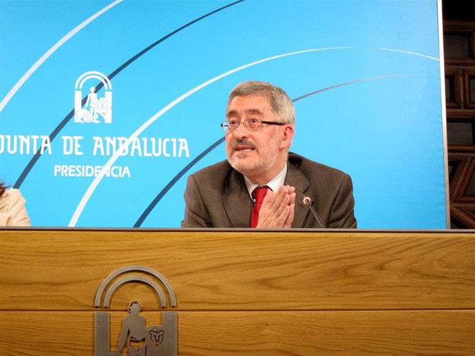 El Consejero De Economía, Innovación Y Ciencia, Antonio Ávila